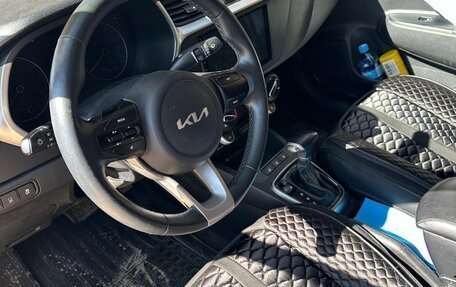 KIA Rio IV, 2021 год, 1 900 000 рублей, 4 фотография