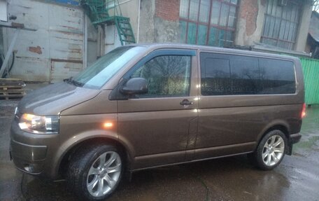 Volkswagen Caravelle T5, 2011 год, 2 050 000 рублей, 9 фотография