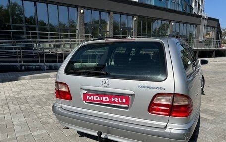 Mercedes-Benz E-Класс, 2001 год, 450 000 рублей, 4 фотография