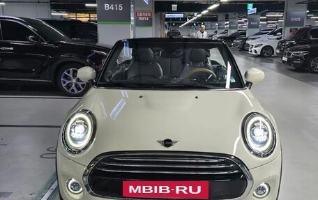 MINI Cabrio, 2020 год, 1 990 000 рублей, 3 фотография