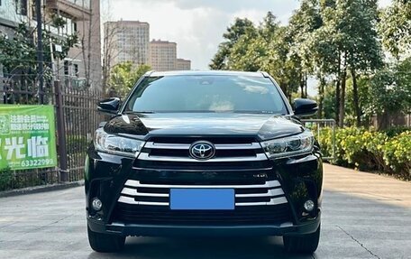 Toyota Highlander III, 2021 год, 3 356 000 рублей, 7 фотография