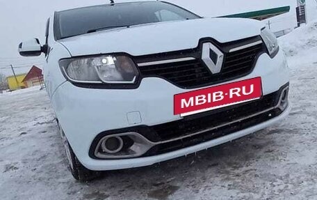 Renault Logan II, 2015 год, 717 000 рублей, 5 фотография