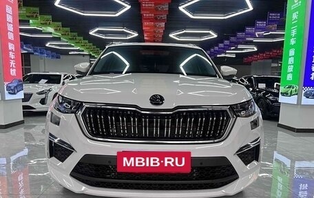 Skoda Kodiaq I, 2022 год, 2 700 000 рублей, 2 фотография