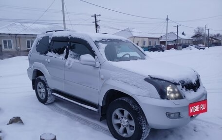 Toyota Land Cruiser Prado 120 рестайлинг, 2004 год, 2 200 000 рублей, 6 фотография