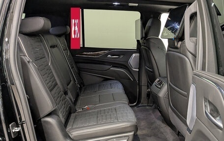 Cadillac Escalade V, 2024 год, 19 900 000 рублей, 12 фотография