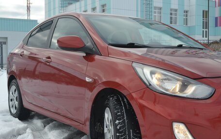 Hyundai Solaris II рестайлинг, 2013 год, 749 000 рублей, 2 фотография