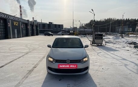 Volkswagen Polo VI (EU Market), 2013 год, 650 000 рублей, 2 фотография