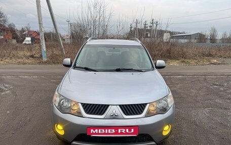 Mitsubishi Outlander III рестайлинг 3, 2008 год, 960 000 рублей, 2 фотография