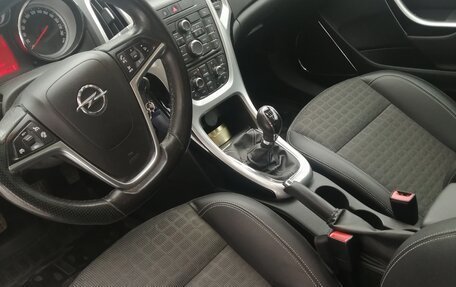Opel Astra J, 2013 год, 850 000 рублей, 8 фотография