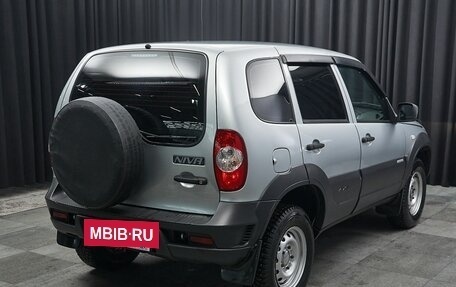 Chevrolet Niva I рестайлинг, 2018 год, 927 000 рублей, 4 фотография