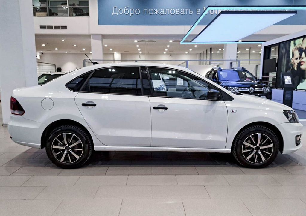Volkswagen Polo, 2019 год, 949 000 рублей, 5 фотография