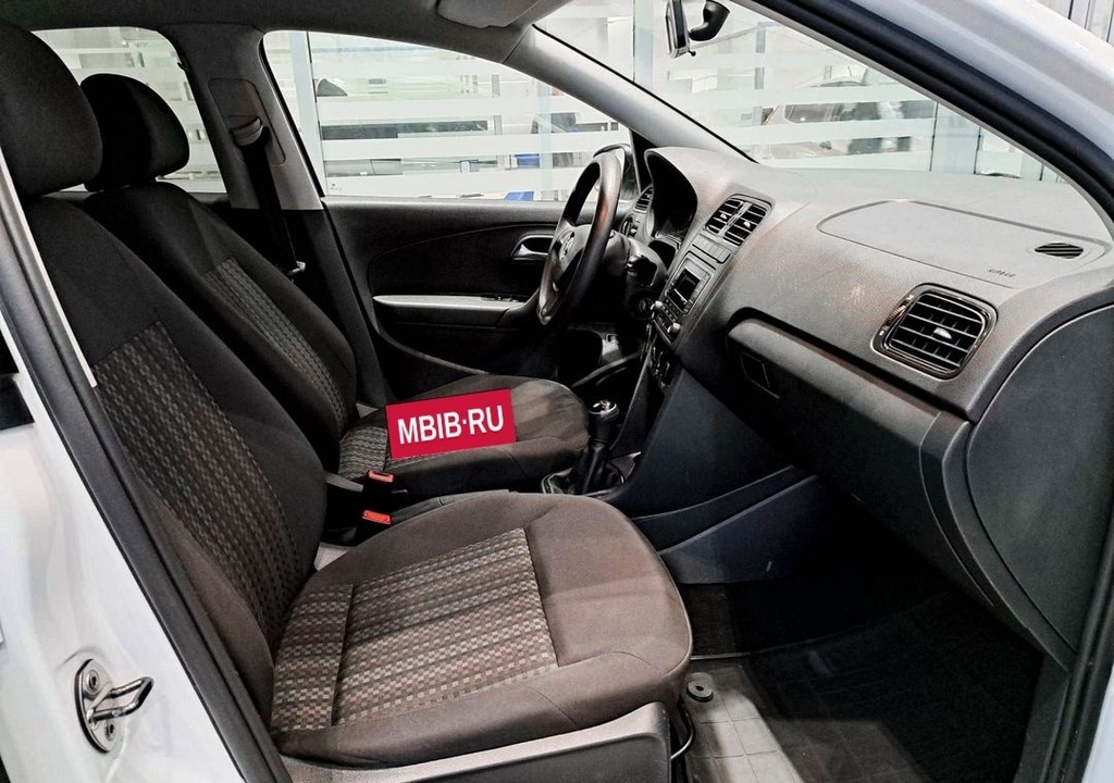 Volkswagen Polo, 2019 год, 949 000 рублей, 13 фотография