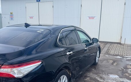 Toyota Camry, 2018 год, 3 175 000 рублей, 7 фотография