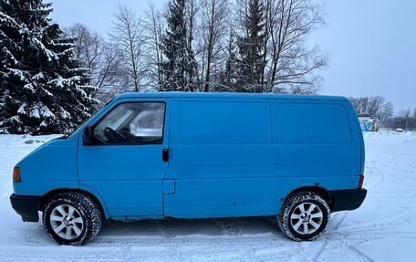 Volkswagen Transporter T4, 1993 год, 620 000 рублей, 3 фотография