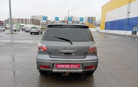 Mitsubishi Outlander III рестайлинг 3, 2008 год, 650 000 рублей, 3 фотография