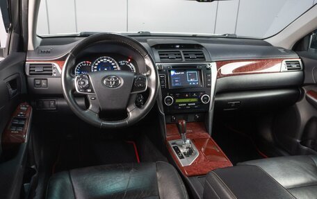 Toyota Camry, 2014 год, 1 599 000 рублей, 6 фотография