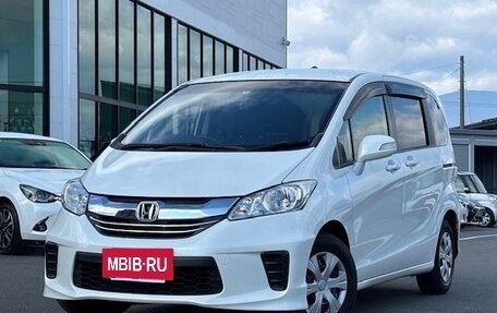 Honda Freed I, 2016 год, 899 000 рублей, 3 фотография