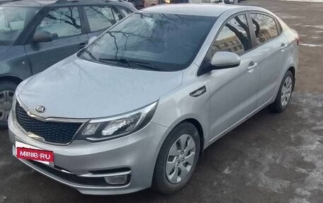 KIA Rio III рестайлинг, 2015 год, 850 000 рублей, 2 фотография