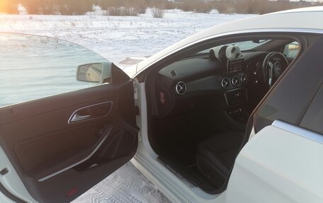 Mercedes-Benz CLA, 2014 год, 2 150 000 рублей, 16 фотография