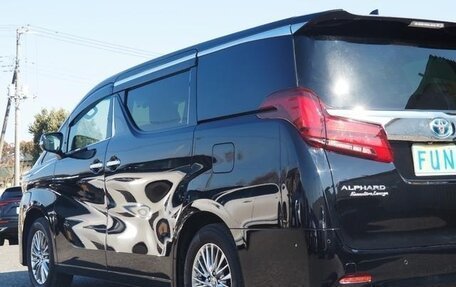 Toyota Alphard III, 2021 год, 3 730 000 рублей, 10 фотография