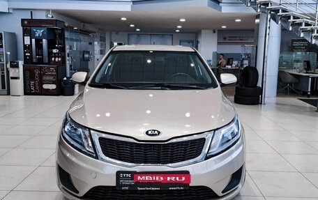 KIA Rio III рестайлинг, 2014 год, 850 000 рублей, 2 фотография