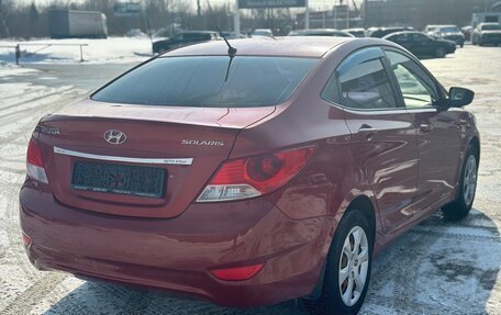 Hyundai Solaris II рестайлинг, 2011 год, 810 000 рублей, 7 фотография