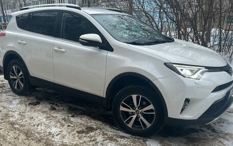 Toyota RAV4, 2017 год, 2 400 000 рублей, 1 фотография