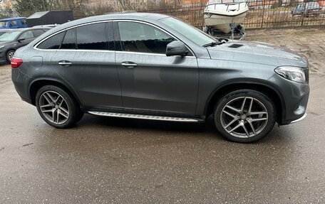 Mercedes-Benz GLE Coupe, 2017 год, 4 330 000 рублей, 2 фотография