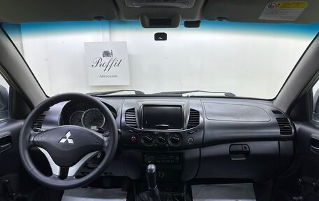 Mitsubishi L200 IV рестайлинг, 2015 год, 1 449 000 рублей, 9 фотография