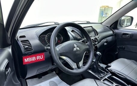 Mitsubishi L200 IV рестайлинг, 2015 год, 1 449 000 рублей, 7 фотография