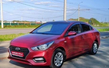 Hyundai Solaris II рестайлинг, 2018 год, 1 380 000 рублей, 1 фотография