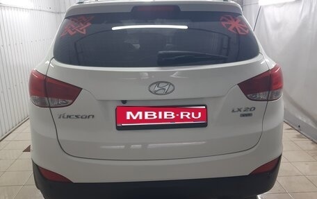 Hyundai Tucson III, 2010 год, 1 150 000 рублей, 2 фотография