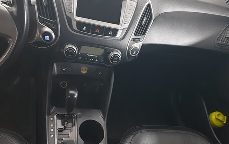Hyundai Tucson III, 2010 год, 1 150 000 рублей, 7 фотография