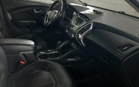 Hyundai Tucson III, 2010 год, 1 150 000 рублей, 10 фотография