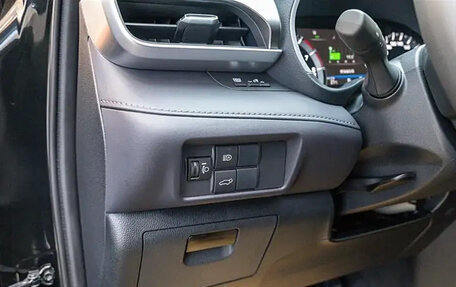 Toyota Highlander, 2022 год, 3 600 000 рублей, 17 фотография
