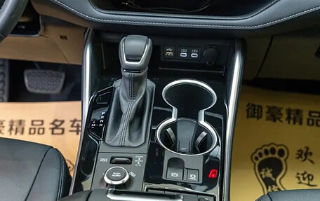 Toyota Highlander, 2022 год, 3 600 000 рублей, 21 фотография