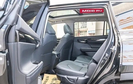 Toyota Highlander, 2022 год, 3 600 000 рублей, 16 фотография