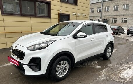 KIA Sportage IV рестайлинг, 2019 год, 2 180 000 рублей, 4 фотография