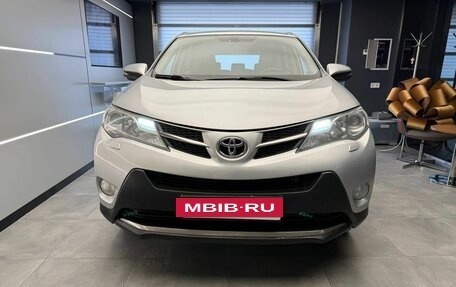 Toyota RAV4, 2013 год, 1 543 000 рублей, 2 фотография