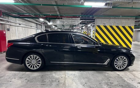 BMW 7 серия, 2017 год, 4 590 000 рублей, 4 фотография