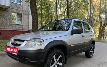 Chevrolet Niva I рестайлинг, 2013 год, 615 000 рублей, 6 фотография