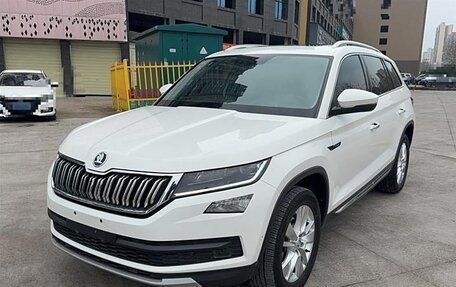 Skoda Kodiaq I, 2021 год, 2 650 000 рублей, 1 фотография