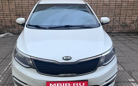 KIA Rio III рестайлинг, 2016 год, 1 020 000 рублей, 1 фотография