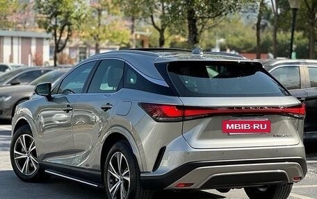 Lexus RX IV рестайлинг, 2023 год, 7 800 000 рублей, 4 фотография