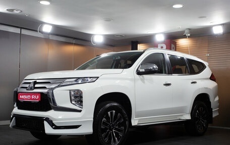 Mitsubishi Montero Sport, 2023 год, 6 150 000 рублей, 1 фотография