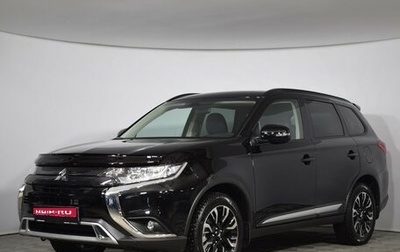 Mitsubishi Outlander III рестайлинг 3, 2022 год, 3 890 000 рублей, 1 фотография