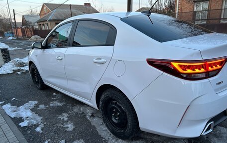 KIA Rio IV, 2021 год, 1 890 000 рублей, 5 фотография