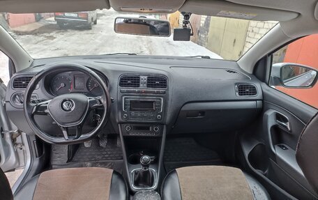 Volkswagen Polo VI (EU Market), 2015 год, 1 170 000 рублей, 11 фотография