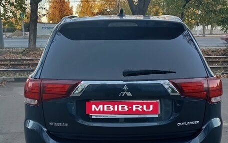 Mitsubishi Outlander III рестайлинг 3, 2018 год, 1 870 000 рублей, 5 фотография