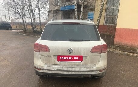 Volkswagen Touareg III, 2015 год, 3 100 000 рублей, 4 фотография